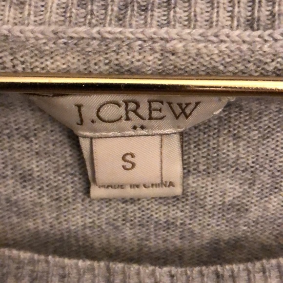 Women’s JCrew Pear Sweater size Small - Picture 2 of 3